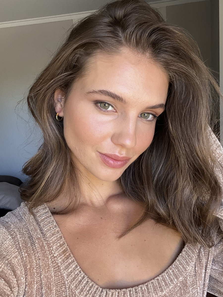 Julia Edwards